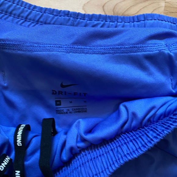 Blue Nike dry fit tempo shorts - Picture 5 of 5